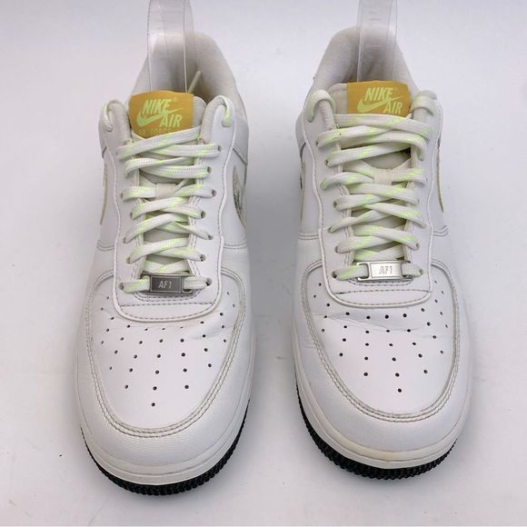 Nike Air Force 1 Low Daisy Style# CW5571-100 Men's Sneakers SZ 8 - Picture 2 of 13